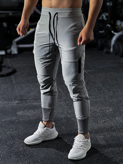 Performance Jogging Pants with pocket detail