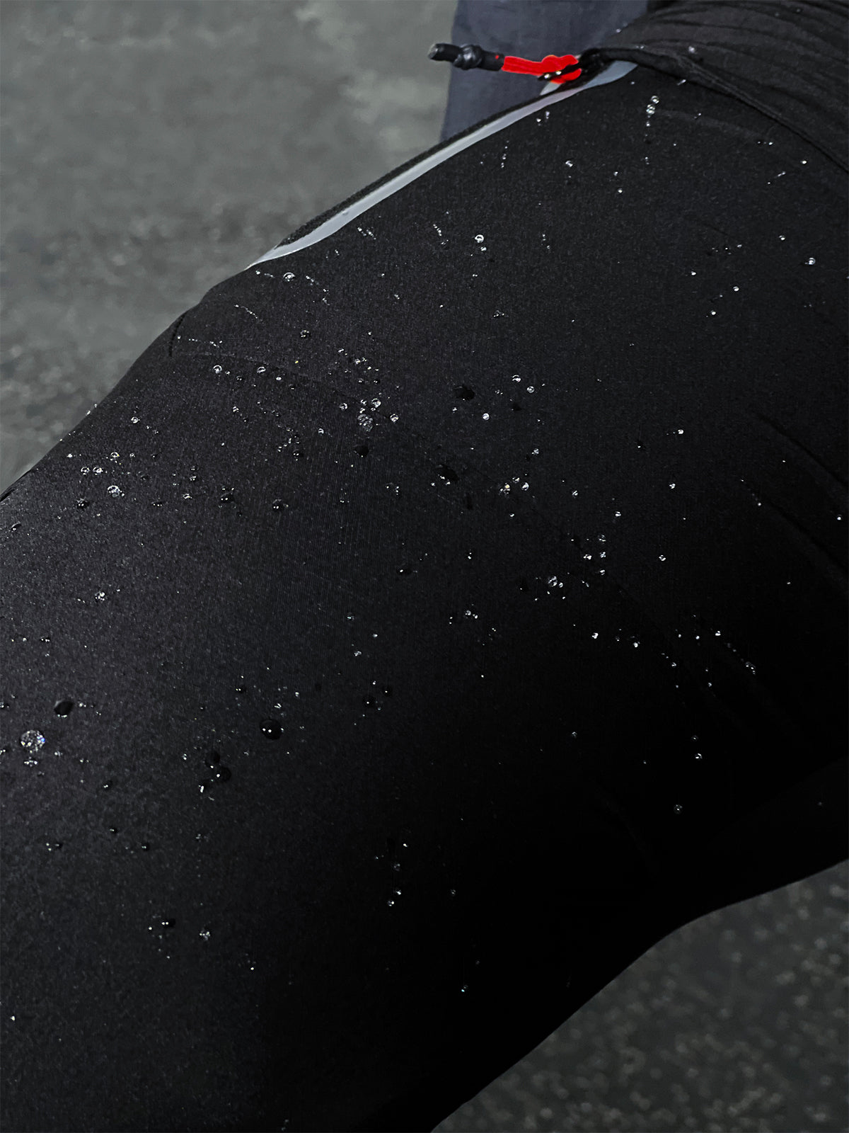 Performance Jogging Pants with pocket detail