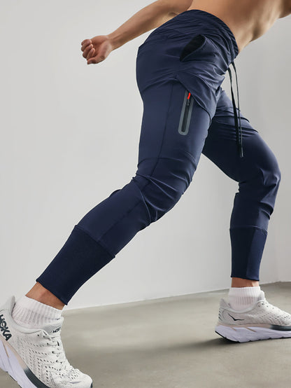 Performance Jogging Pants with pocket detail